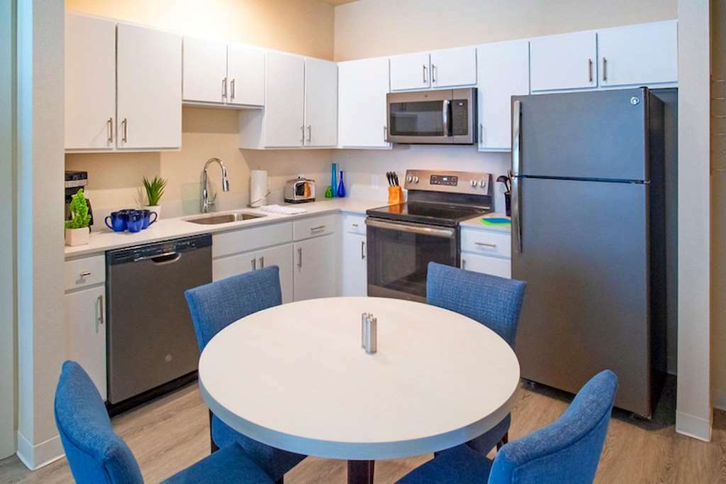 Waterwalk Extended Stay By Wyndham Kansas City - Overland Pk Overland Park Room photo